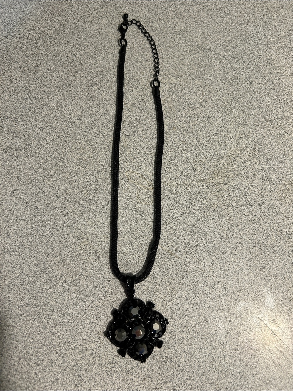 Black Crystal Pendant Necklace for Women - Elegant Statement Jewelry
